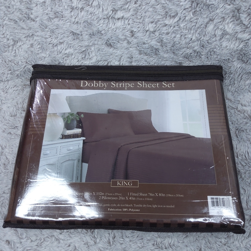 VICTORIA CLASSICS Dobby Stripe King Sheet Set